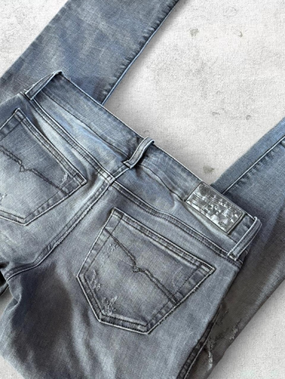 Y2K/Vintage Diesel Grey Wash Low Rise Skinny Jeans